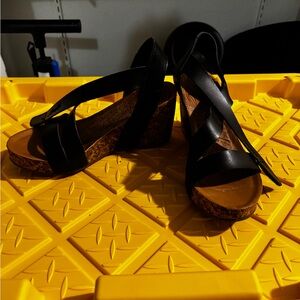 Blue Fish Black Wedge Sandals